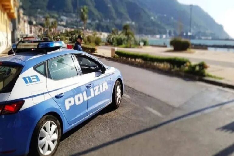 Castellammare, ladro ruba scooter da un garage: arrestato