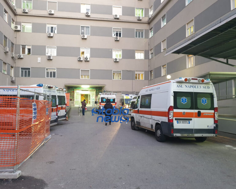 Declassato l’ospedale di Castellammare, Base Popolare: “Altro schiaffo alla città”